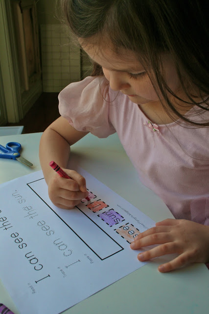 Sight Word Printables READ, TRACE, PASTE (pre-primer) Sight Word Printables READ, TRACE, PASTE (pre-primer)