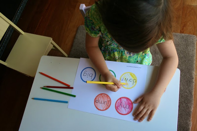 The Ready2Read program is a hands-on, interactive and engaging activities that make learning phonics, sight words and word families fun for Pre-K, Kindergarten, and 1st Graders!