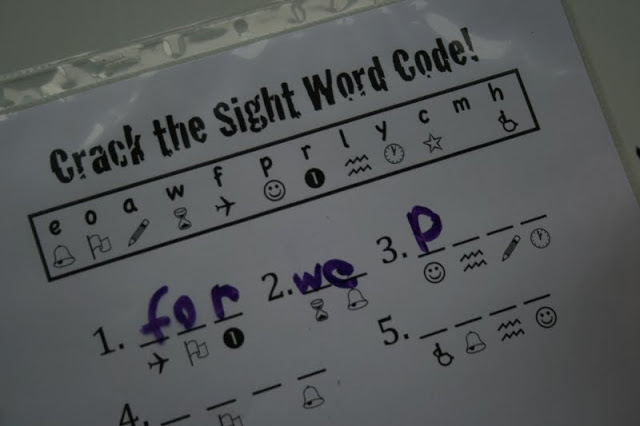 The Ready2Read program is a hands-on, interactive and engaging activities that make learning phonics, sight words and word families fun for Pre-K, Kindergarten, and 1st Graders!
