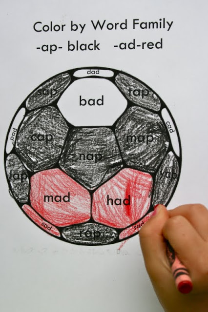 The Ready2Read program is a hands-on, interactive and engaging activities that make learning phonics, sight words and word families fun for Pre-K, Kindergarten, and 1st Graders!
