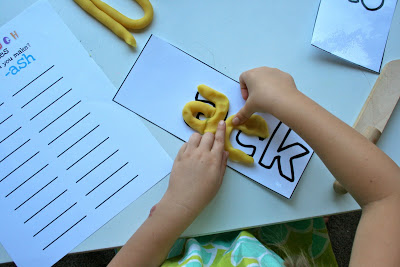 Ready2Read Level 2 in action! The Ready2Read program is a hands-on, interactive and engaging activities that make learning phonics, sight words and word families fun for Pre-K, Kindergarten, and 1st Grade!