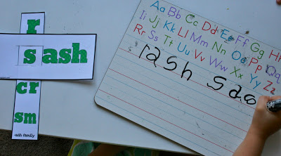 Ready2Read Level 2 in action! The Ready2Read program is a hands-on, interactive and engaging activities that make learning phonics, sight words and word families fun for Pre-K, Kindergarten, and 1st Grade!