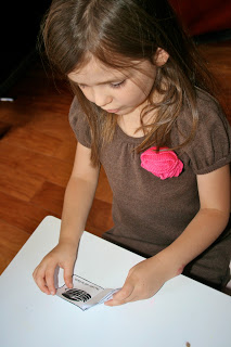 The Ready2Read program is a hands-on, interactive and engaging activities that make learning phonics, sight words and word families fun for Pre-K, Kindergarten, and 1st Grade!