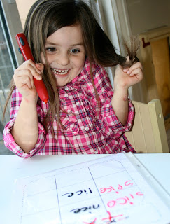 The Ready2Read program is a hands-on, interactive and engaging activities that make learning phonics, sight words and word families fun for Pre-K, Kindergarten, and 1st Grade!