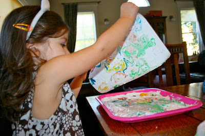 Shaving Cream Art makes for an EASY and FUN craft!