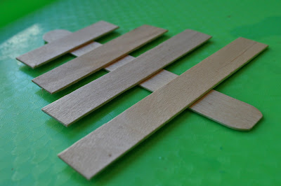 EASY Christmas Tree Craft! EASY Christmas Tree Craft!