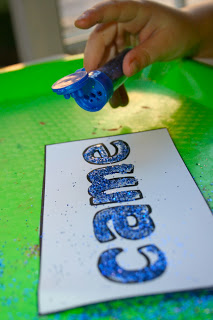 The Ready2Read program is a hands-on, interactive and engaging activities that make learning phonics, sight words and word families fun for Pre-K, Kindergarten, and 1st Grade!