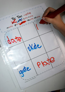 The Ready2Read program is a hands-on, interactive and engaging activities that make learning phonics, sight words and word families fun for Pre-K, Kindergarten, and 1st Grade!