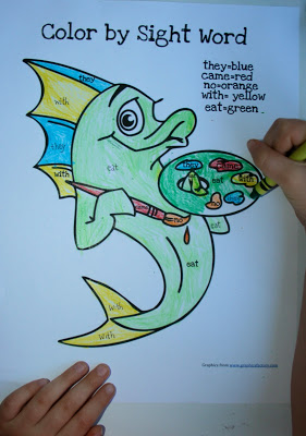The Ready2Read program is a hands-on, interactive and engaging activities that make learning phonics, sight words and word families fun for Pre-K, Kindergarten, and 1st Grade!