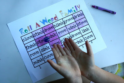 The Ready2Read program is a hands-on, interactive and engaging activities that make learning phonics, sight words and word families fun for Pre-K, Kindergarten, and 1st Grade!