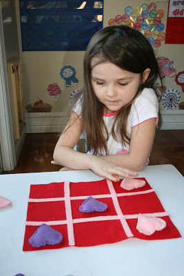 Valentine Tic-Tac-Toe Felt Game!
