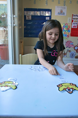 The Ready2Read program is a hands-on, interactive and engaging activities that make learning phonics, sight words and word families fun for Pre-K, Kindergarten, and 1st Grade!