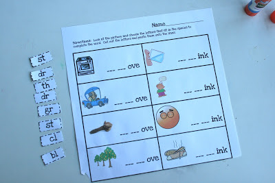 The Ready2Read program is a hands-on, interactive and engaging activities that make learning phonics, sight words and word families fun for Pre-K, Kindergarten, and 1st Grade!