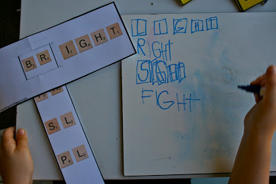 Ready2Read Level 2 Unit 9 in action! The Ready2Read program is a hands-on, interactive and engaging activities that make learning phonics, sight words and word families fun for Pre-K, Kindergarten, and 1st Grade!
