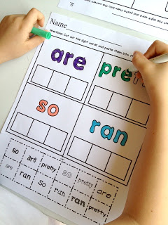 In this packet, Sight Word Make-a-Match, students will work on reading and recognizing the following Pre-Primer, Primer and 1st Grade Dolch Sight Words!