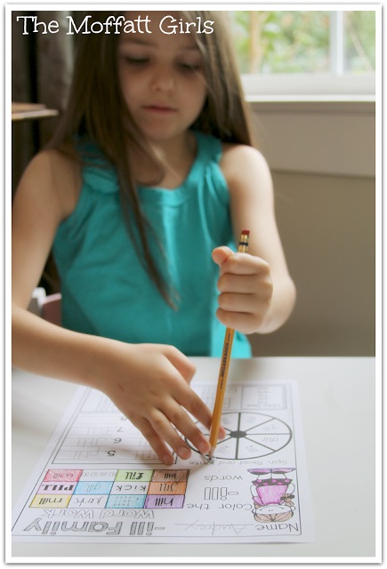 Word Work at its BEST! Our Word Work Packets engage beginning or struggling readers in the learning of word families, long vowels or blends, allowing them to interact in a hands-on way all while having fun!