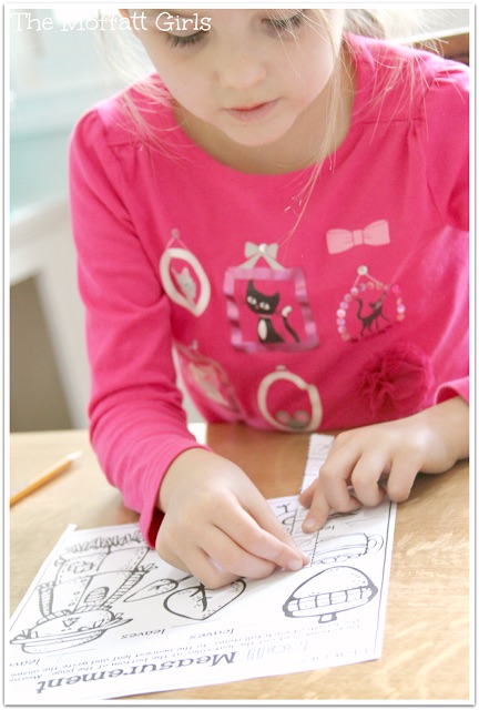 Fall Math and Literacy Packet (1st Grade) in action! Teach addition, subtraction, sight words, phonics, grammar, handwriting and so much more with the Fall NO PREP Packet for First Grade!