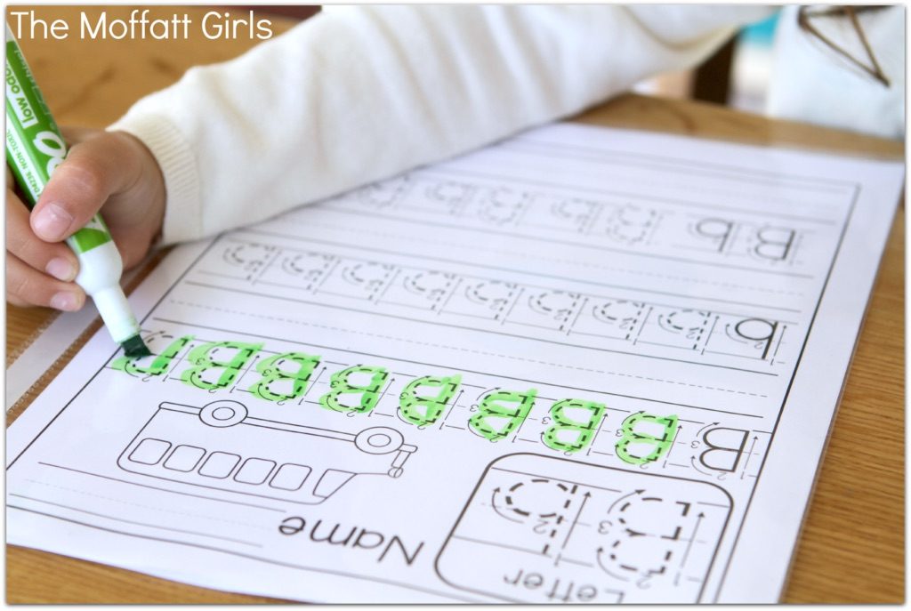 This FREE A-Z Handwriting NO PREP Packet is the perfect activity that allows a fun and effective practice!