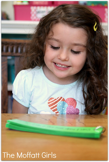 Building Fluency - The Quick and Easy Way! Our Fluency Strips help build FLUENCY and confidence with Blends, Digraphs and 1st Grade Sight Words!