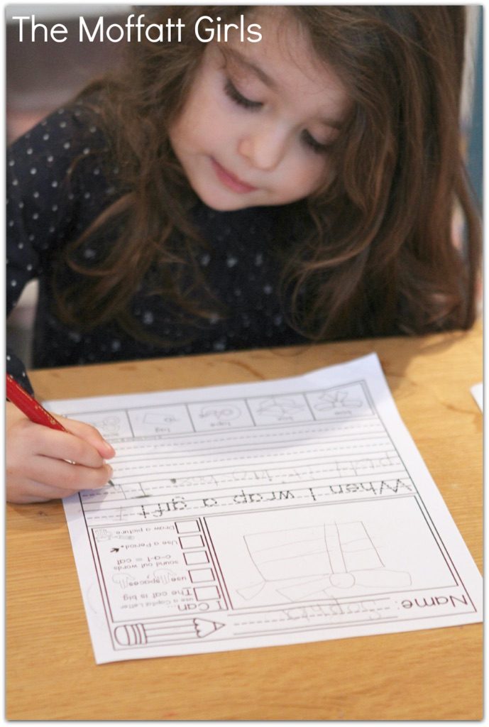 These December NO PREP 20 journal prompts include I Can statements to build writing skills and a picture dictionary to spark the imagination. Perfect for beginning writers.