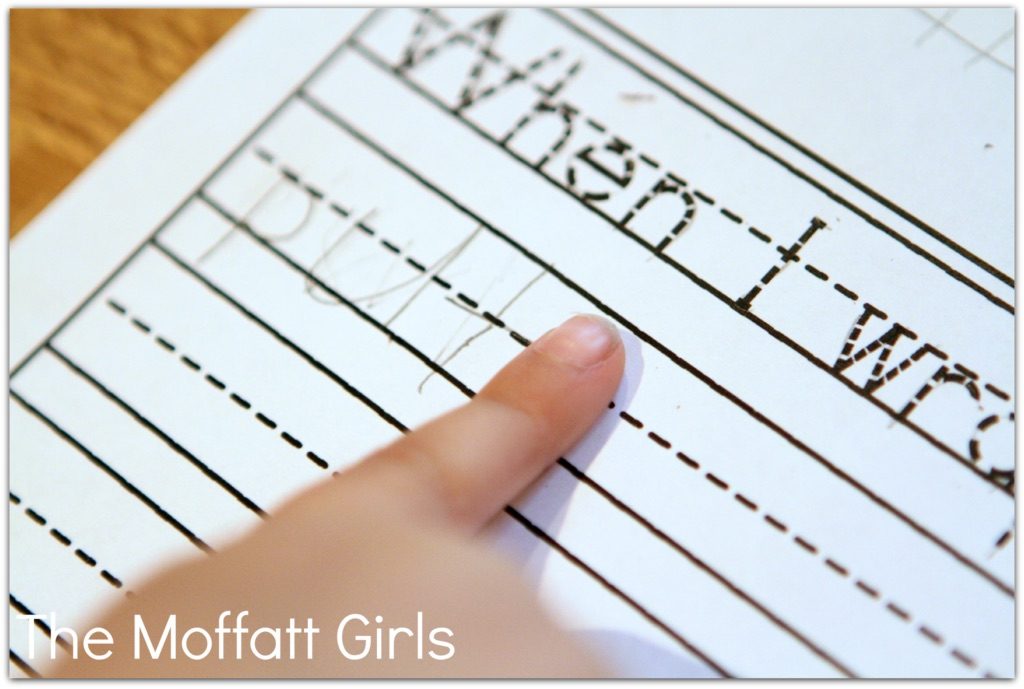 These December NO PREP 20 journal prompts include I Can statements to build writing skills and a picture dictionary to spark the imagination. Perfect for beginning writers.