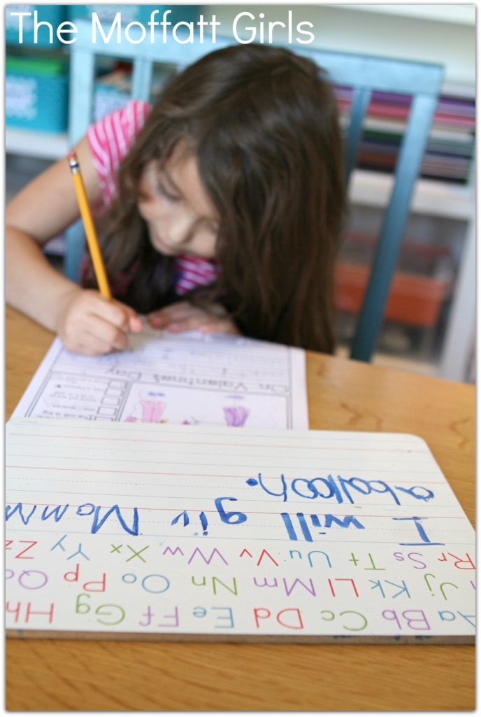 February Journal Prompts for Beginning Writers! These February NO PREP 20 journal prompts include I Can statements to build writing skills and a picture dictionary to spark the imagination. Perfect for beginning writers.