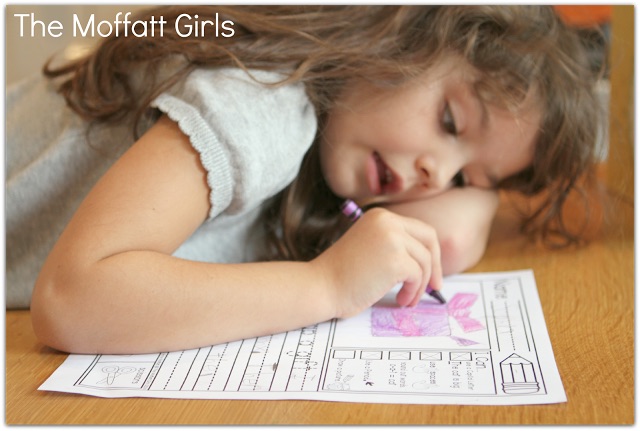 Journal Prompts for December- These 20 journal prompts include I Can statements to build writing skills and a picture dictionary to spark the imagination. Perfect for beginning writers.