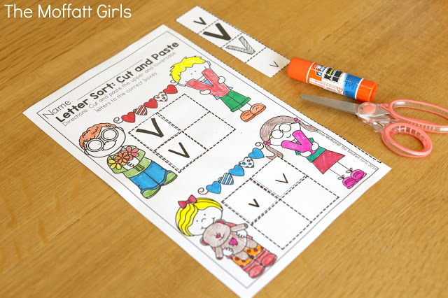 February NO PREP Packet (Preschool) in action! Teach number concepts, colors, shapes, letters, phonics and so much more with the February NO PREP Packet for Preschool!
