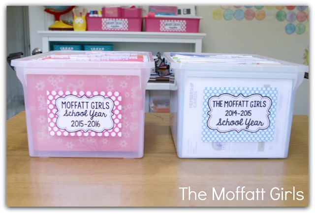 Clear the Paper Clutter with a SIMPLE filing system! Piles of paperwork drive me CRAZY! This is a great way to get organized and keep it that way.