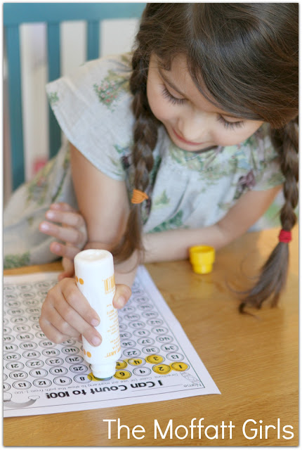 March NO PREP Packet (Kindergarten) in action! Teach basic addition, subtraction, sight words, phonics, letters, handwriting and so much more with the March NO PREP Packet for Kindergarten!