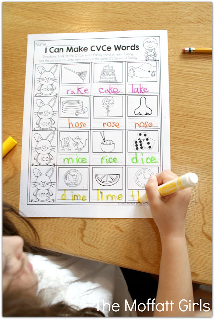 Teach basic addition, subtraction, sight words, phonics, letters, handwriting and so much more with the April NO PREP Packet for Kindergarten!