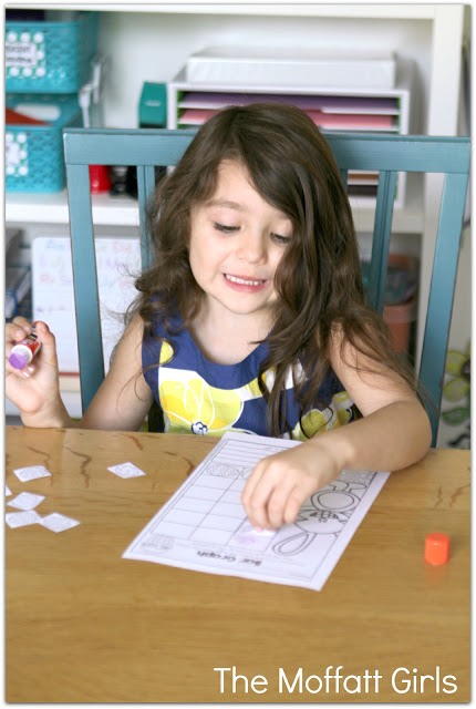 Teach basic addition, subtraction, sight words, phonics, letters, handwriting and so much more with the April NO PREP Packet for Kindergarten!