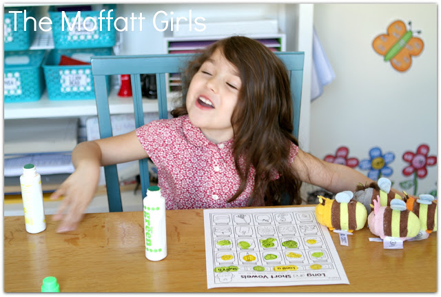 Teach basic addition, subtraction, sight words, phonics, letters, handwriting and so much more with the April NO PREP Packet for Kindergarten!