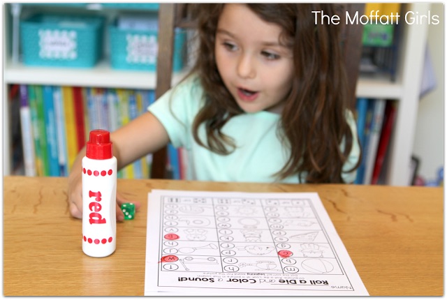 Back to School NO PREP Math and Literacy (Kindergarten) in action! Teach basic addition, subtraction, sight words, phonics, letters, handwriting and so much more with the August and September NO PREP Packet for Kindergarten!