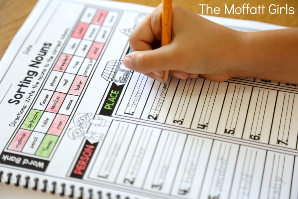 Teach nouns in a fun and effective way with the Grammar and Language Arts NO PREP Packet for 2nd Grade!