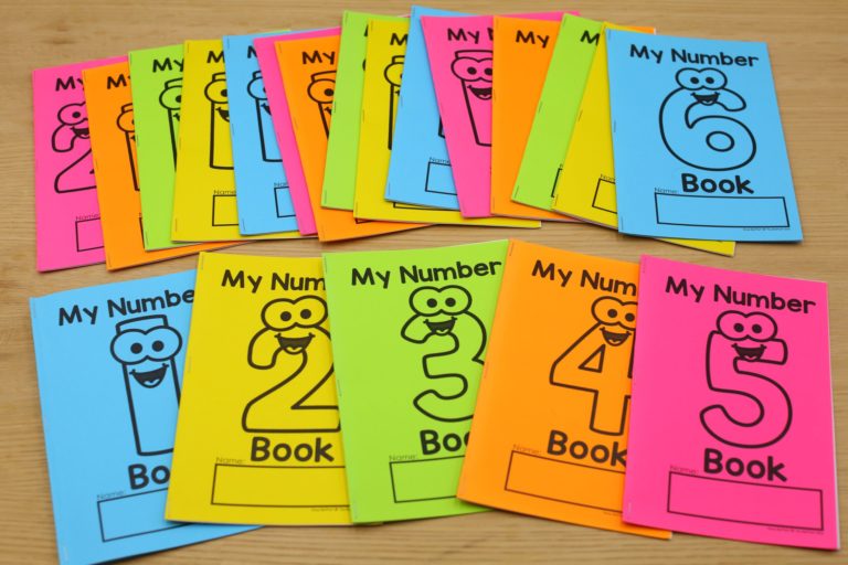 Back to the Basics: MATH and PHONICS Mini Books!